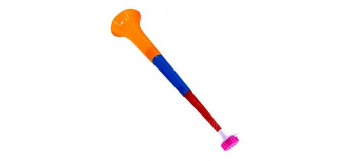 Športové vybavenie: futbal vuvuzela
