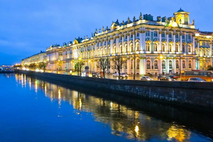 St. Petersburg - hlavné mesto Petra I. a jeho ríše