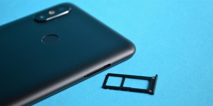 preskúmanie Xiaomi Mi Max 3: Zásobník