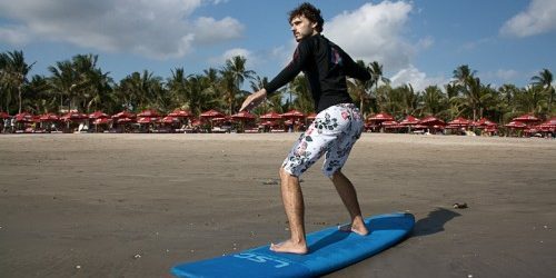 Ako sa naučiť surfovať: druhú nohu
