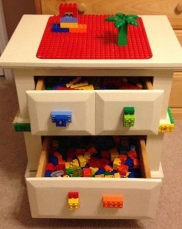 Lego Stolné tabuliek