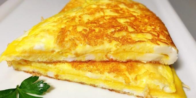 Rýchle raňajky: miešané vajcia s chrumkavou kôrkou syrom