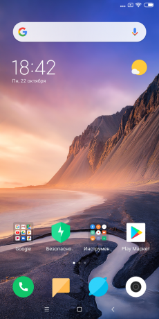 preskúmanie Xiaomi Mi Max 3: Desk