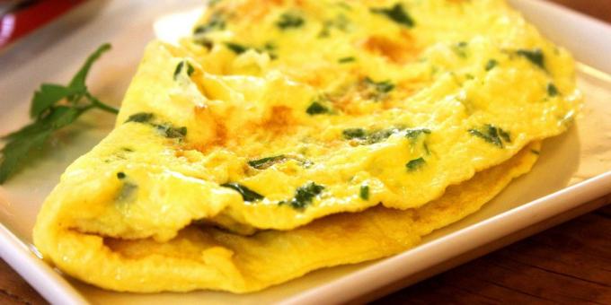 Čo jesť pred cvičením: omeleta so zeleninou