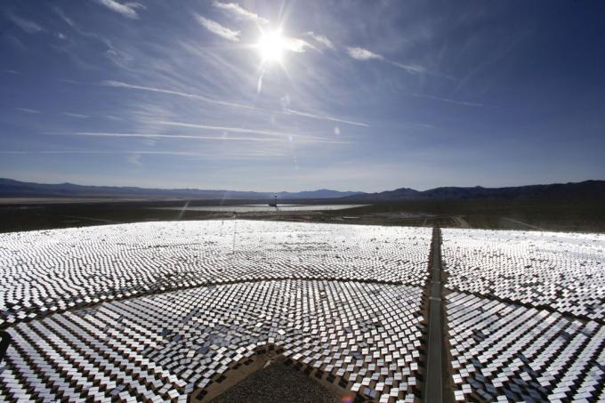 Technológie budúcnosti budú ľudia môcť sprej špeciálny "solárne" nátery