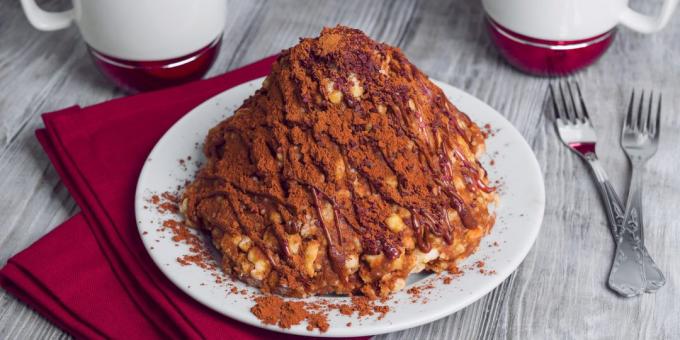 Recept: Cake "Mravenisko" s orechmi v karameli