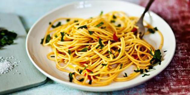 Špagety s cesnakom a olejom
