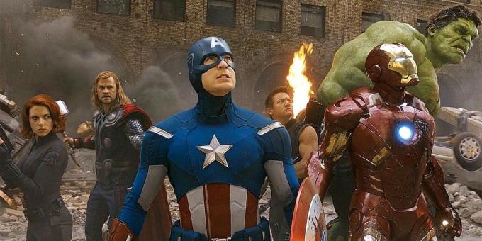 Po prvých piatich filmov všetkých divákov známe superhrdinovia zjednotení vo veľkom meradle crossover "The Avengers"
