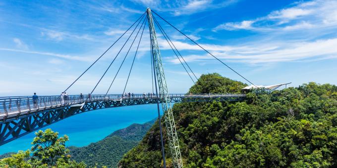 Atrakcie Langkawi: Sky Bridge na hore Gunung Mat Chinkang na ostrove Langkawi