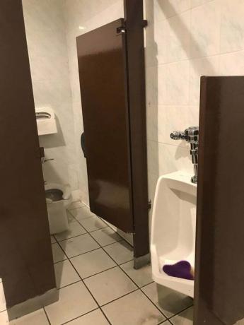 toaletný dizajn