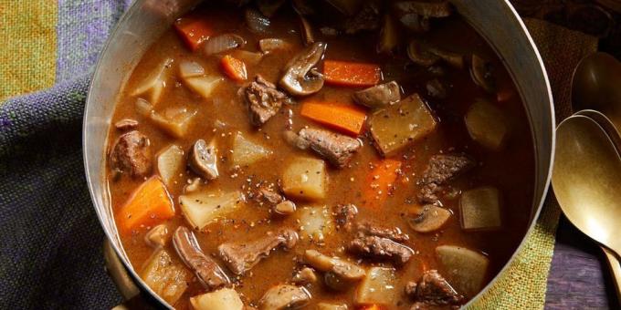 Pokrmy z kvaky: Stew s okrúhlice, hovädzie mäso a huby