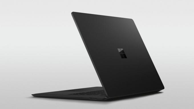 Prezentácia Microsoft: Surface Laptop 2