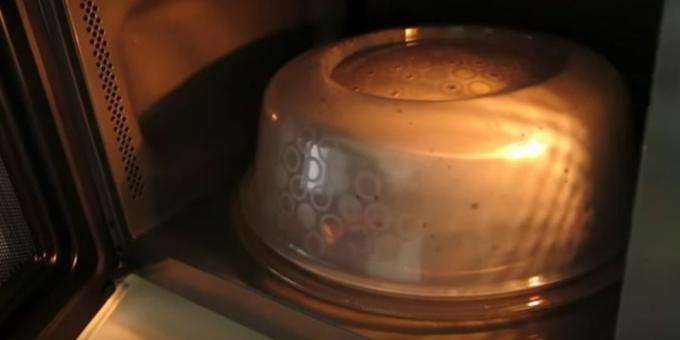 Ako a koľko variť kuracie pečienky v mikrovlnnej rúre