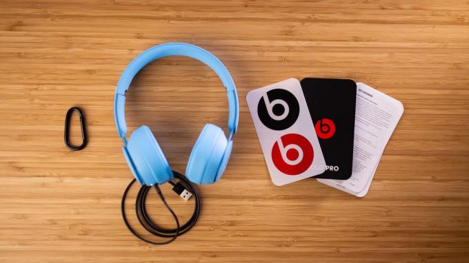 Prehľad nových Beats Solo Pro: ako vlastne fungujú slúchadlá s aktívnym potlačením šumu a cool dizajn
