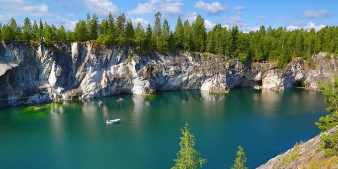 úžasné miesta v Rusku: horský park "Ruskeala", Karelia