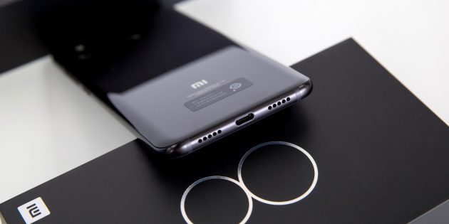 preskúmanie Xiaomi Mi 8