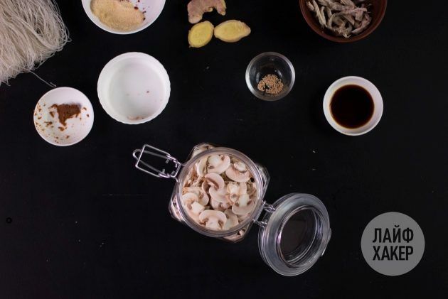 Okamžitá polievka doma: rozložte ingrediencie