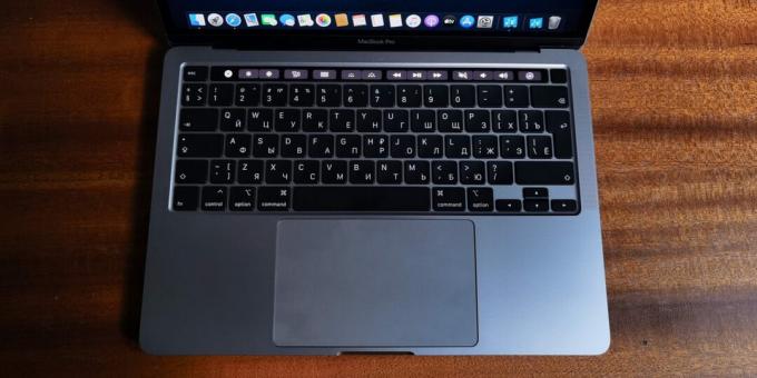 Klávesnica MacBook Pro 2020