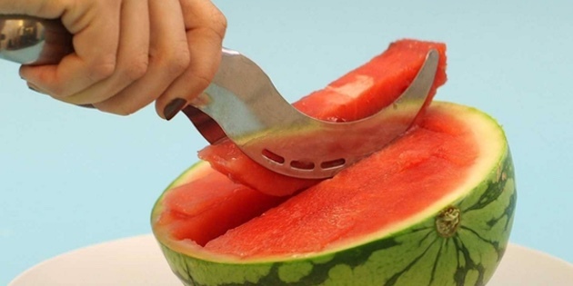 Nôž na melón