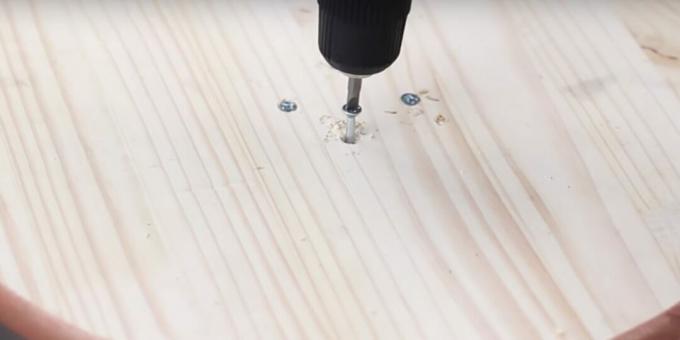 Ako urobiť škrabanec: spojte drevené diely