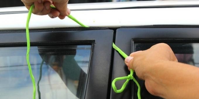 Čo robiť, keď stratíte svoje kľúče od auta: Ako otvoriť auto bez kľúča