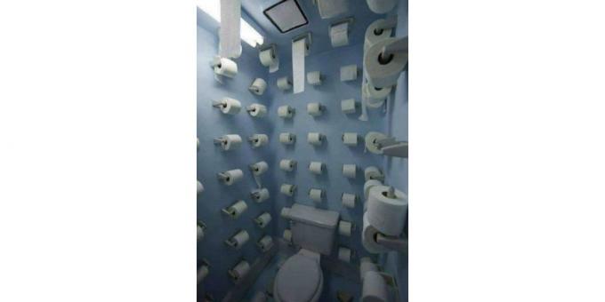 toaletný dizajn: papier na stenách