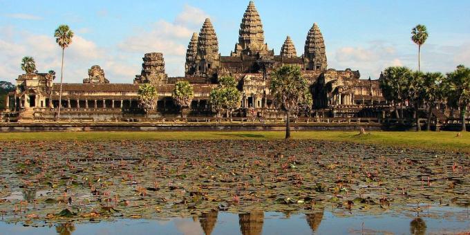 Asian územie nie je márna prilákať turistov: archeologický park Angkor v Kambodži