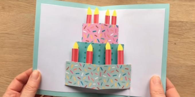 Ako vytvoriť blahoželanie s narodeninovú tortu s rukami