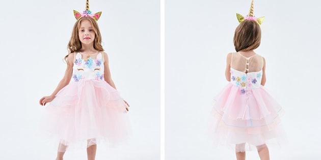 Detské šaty na výstupe: šaty s asymetrickým lemom