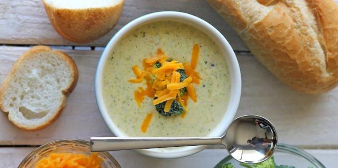 Syr Brokolicová polievka: jednoduchý recept