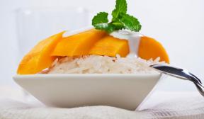 Thajská ryža s mangom a kokosovým mliekom