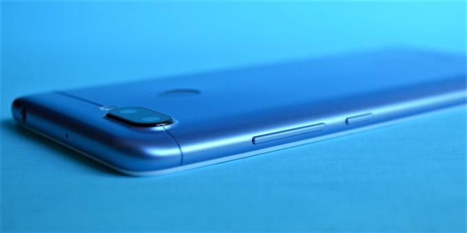 Xiaomi redmi 6: Tlačidlá