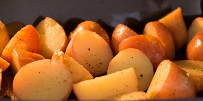 zemiaky pečené v rúre